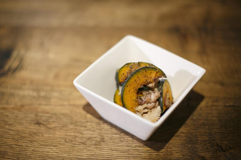 スライスしたかぼちゃと豚バラ肉の炒め