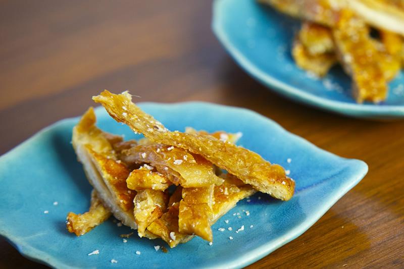 鳥皮のパリパリ