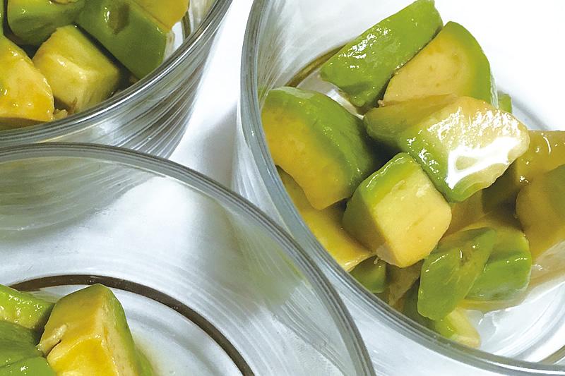 アボカドの和風ピクルス